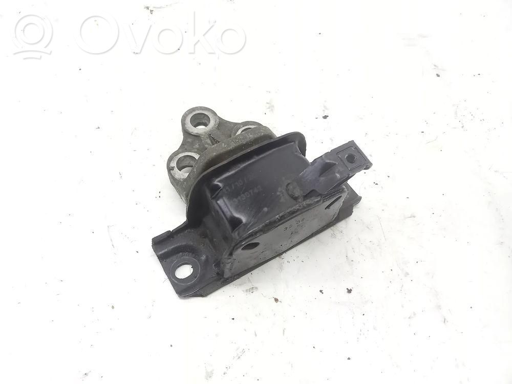 Opel Corsa D Engine mount vacuum valve 