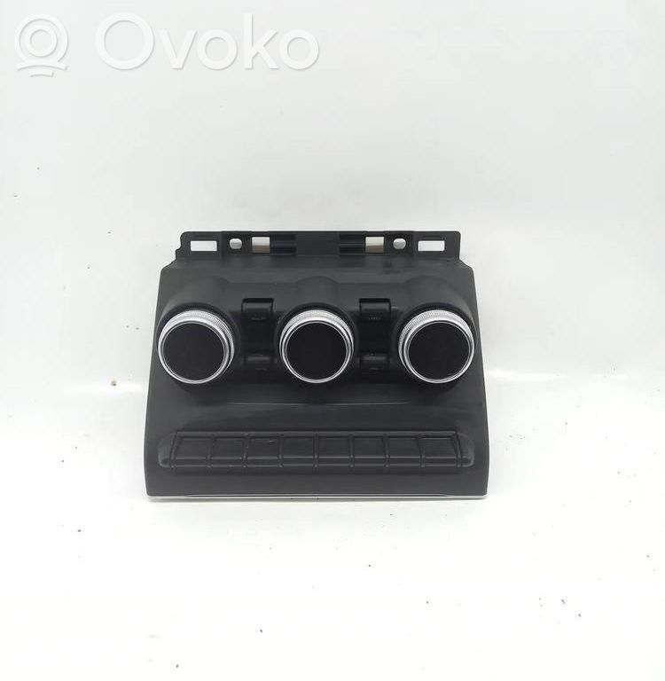 Renault Captur II Climate control unit 