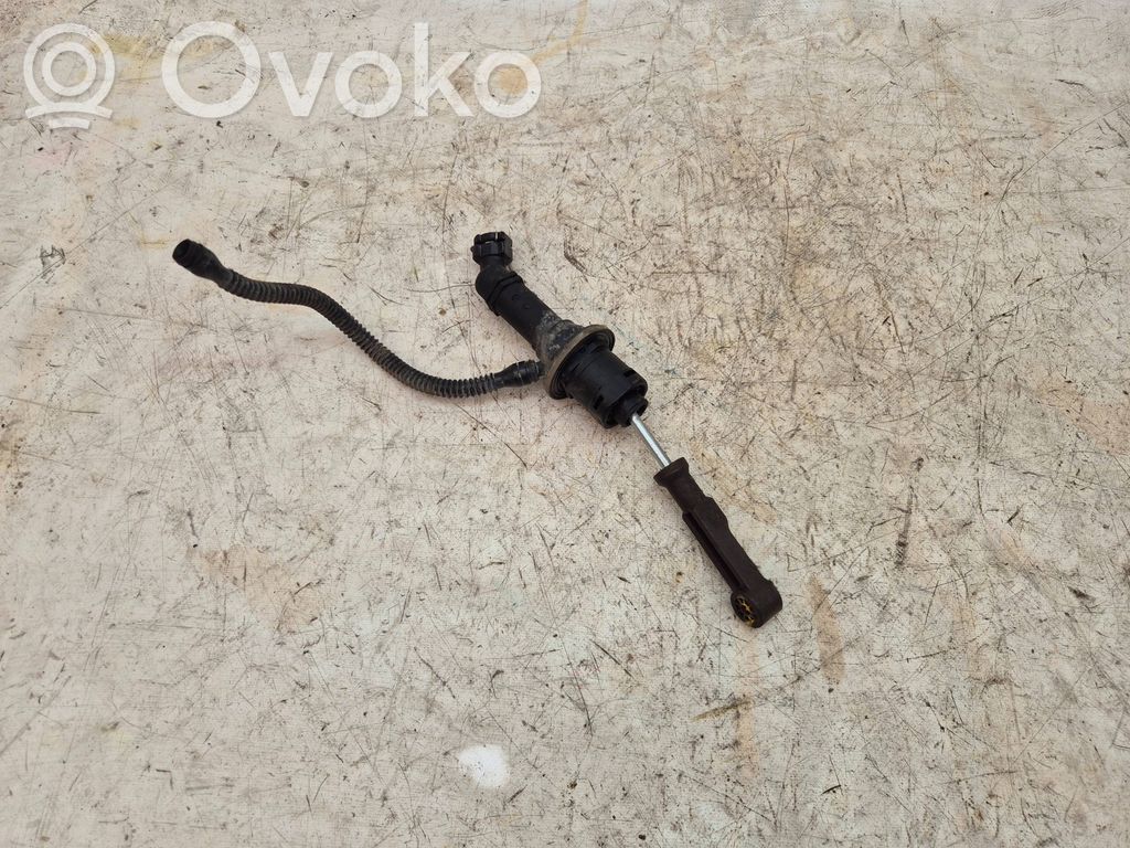 Dacia Lodgy Kytkimen pääsylinteri 