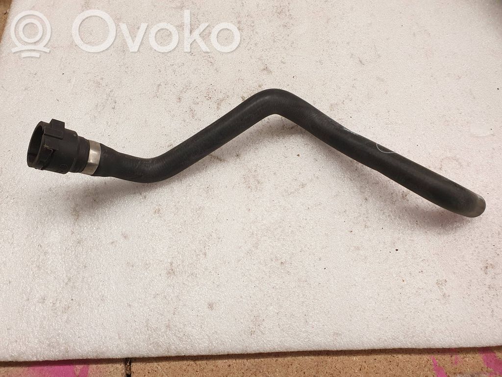 Audi A8 S8 D3 4E Engine coolant pipe/hose 