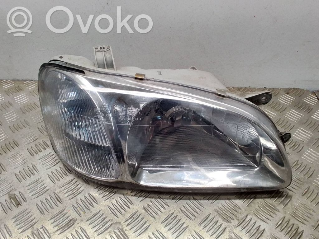 KIA Carnival Headlight/headlamp 