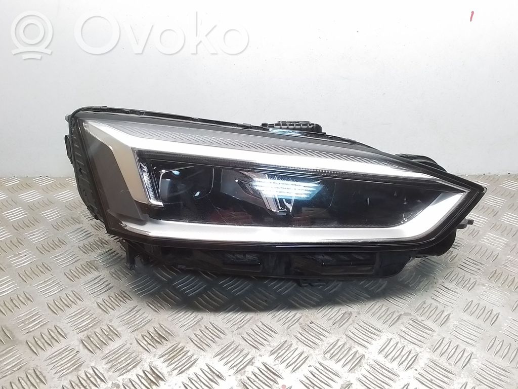 Audi A5 Lampa przednia 