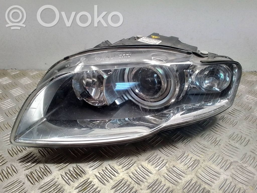 Audi A4 S4 B7 8E 8H Scheinwerfer 