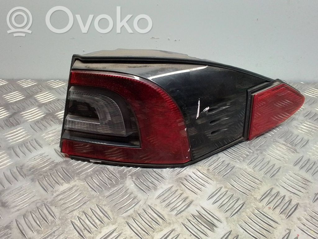 Takavalot   600591900F,0013410722000,T17L1520082