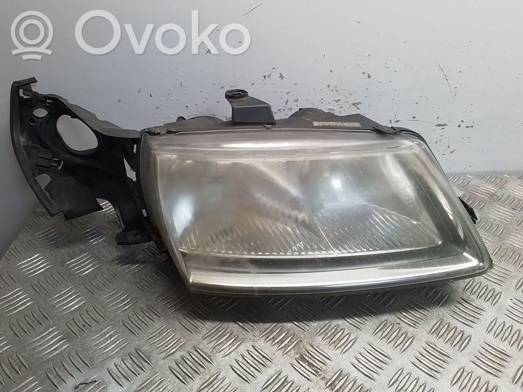 Phare frontale   89006242