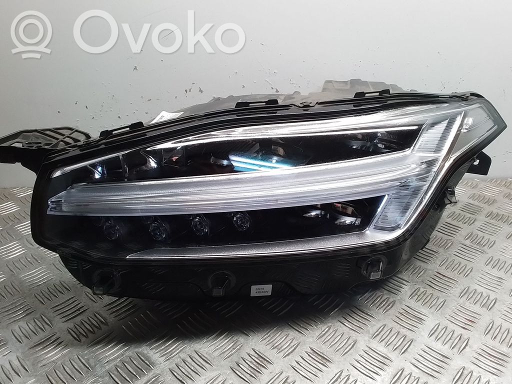 Volvo XC90 Scheinwerfer 