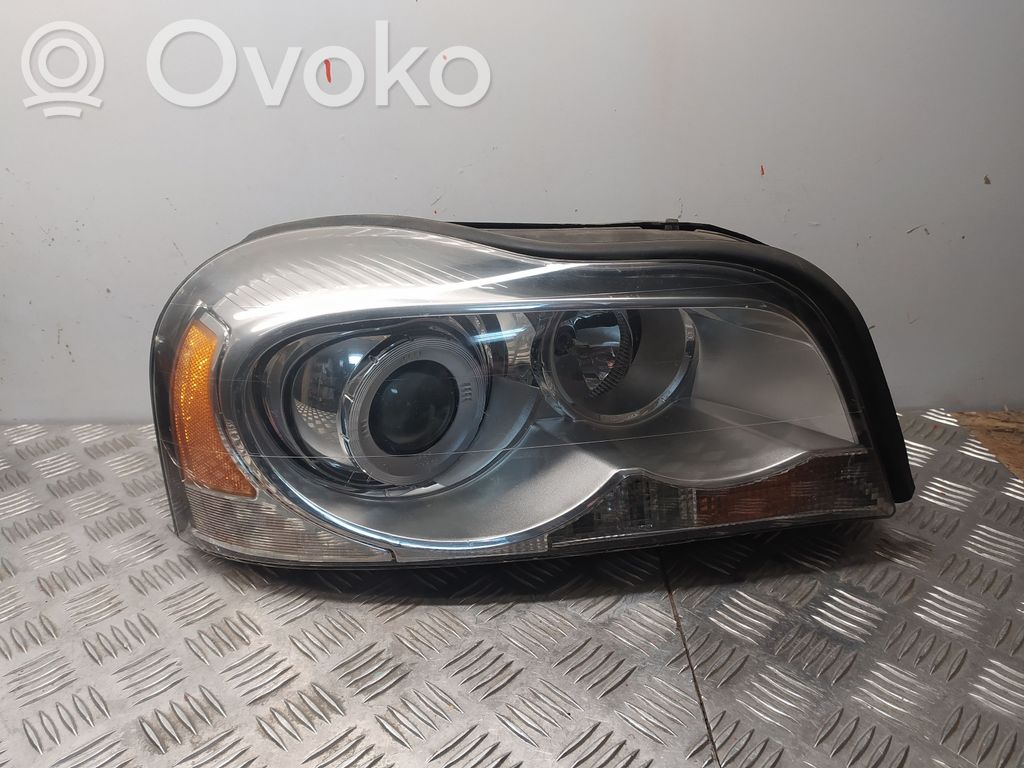 Volvo XC90 Scheinwerfer 