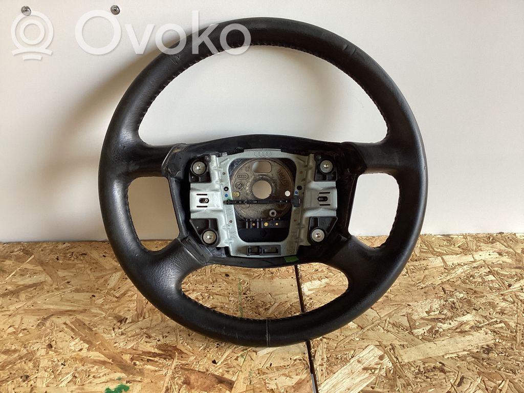 Audi A6 S6 C5 4B Ohjauspyörä 