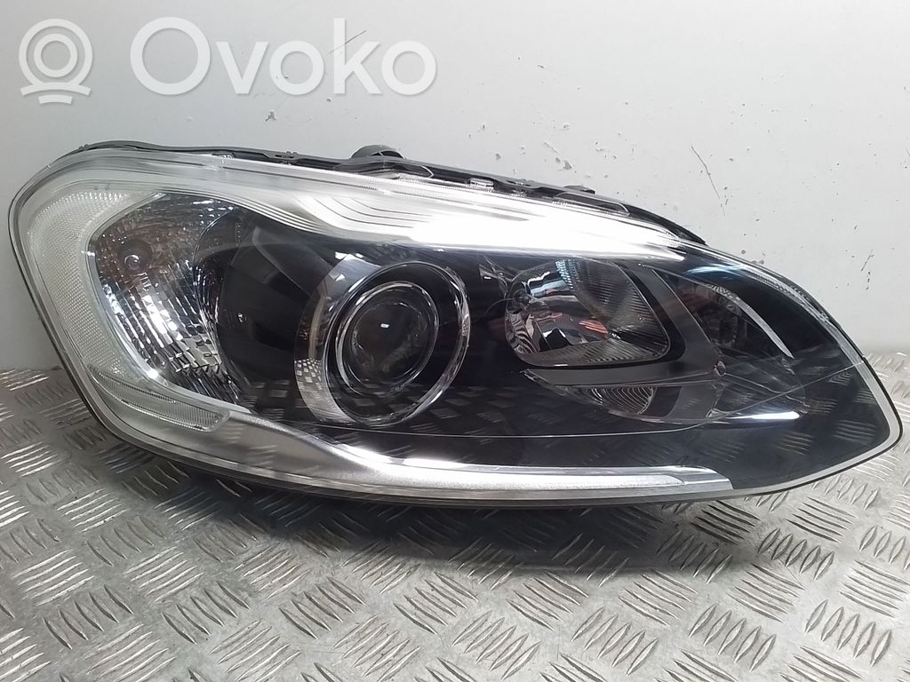 Volvo XC60 Headlight/headlamp 