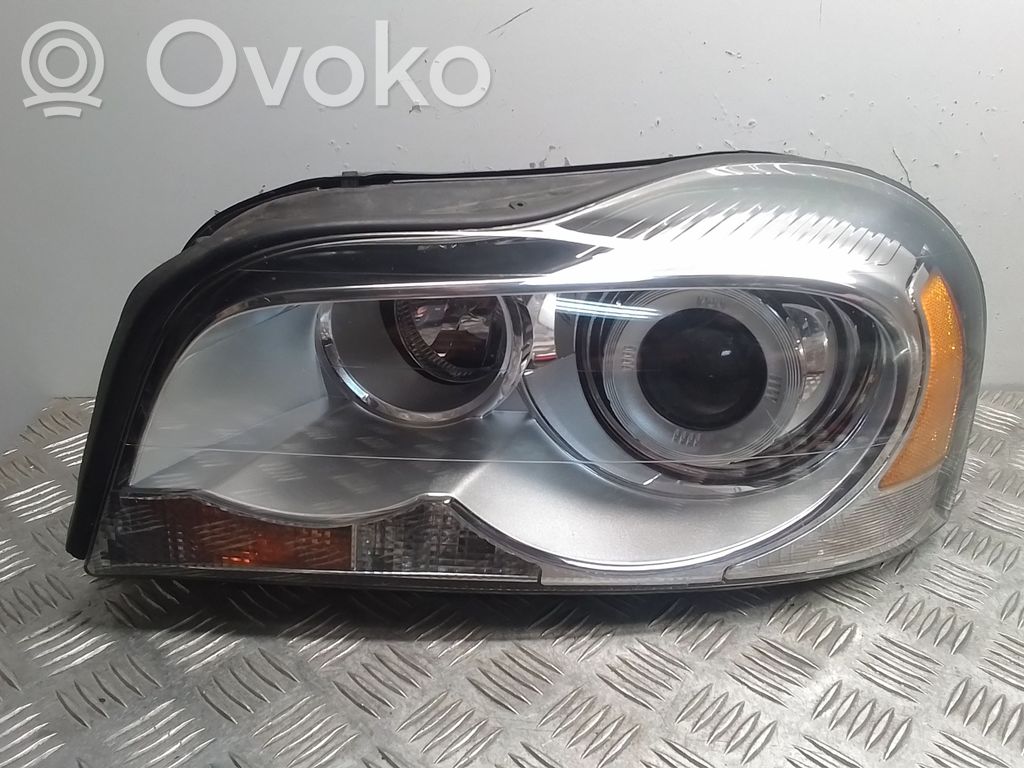 Volvo XC90 Scheinwerfer 