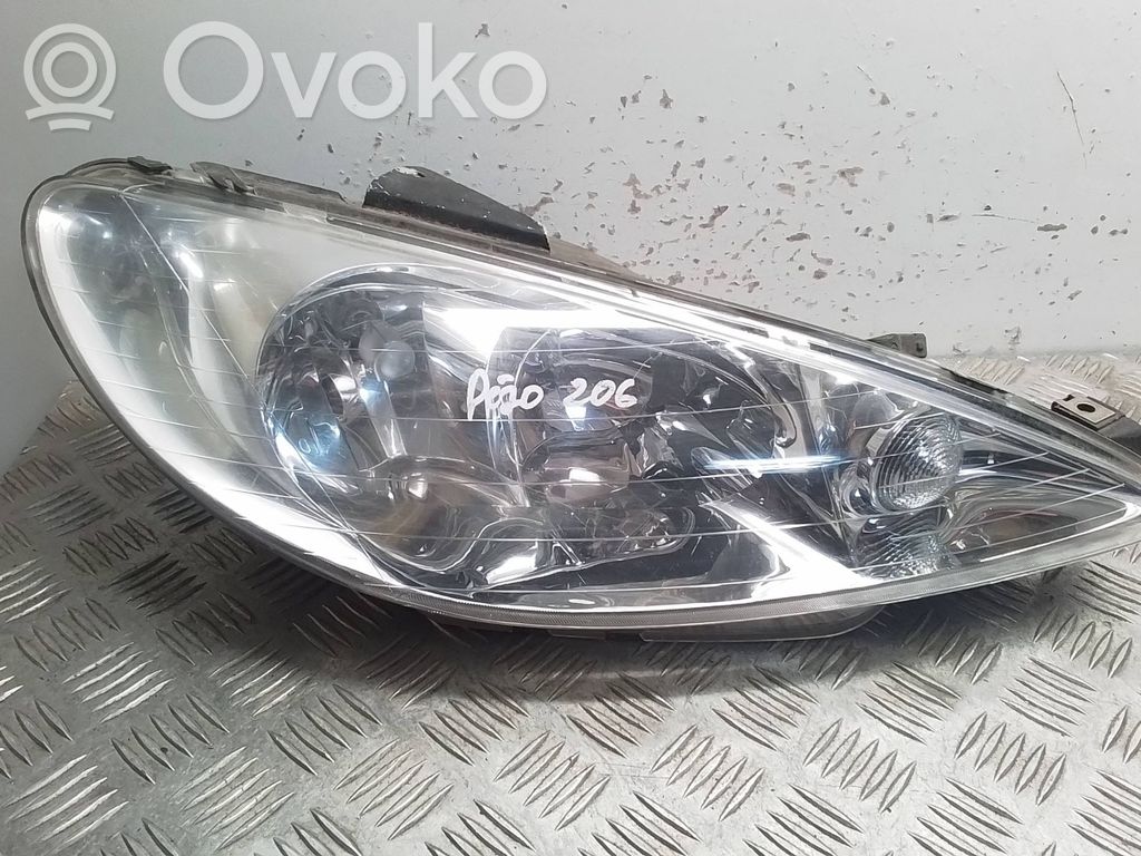Peugeot 206 Headlight/headlamp 