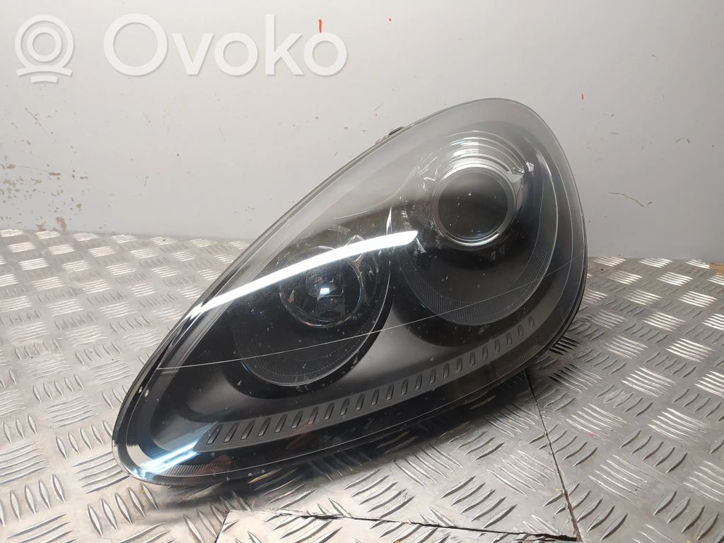 Porsche Cayenne (92A) Lampa przednia 