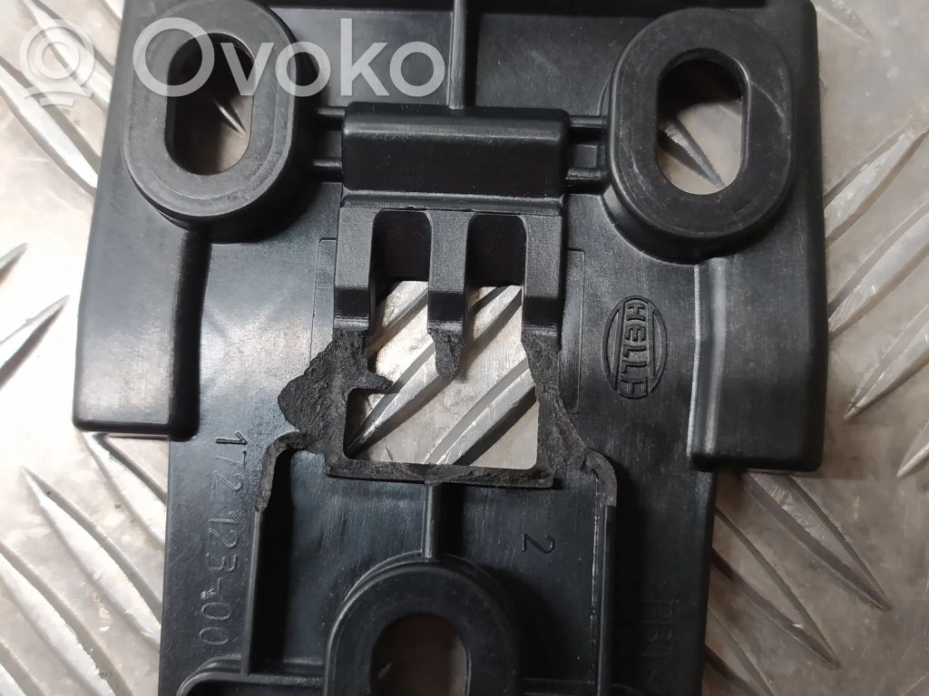 Porsche Cayenne (92A) Staffa faro/fanale 
