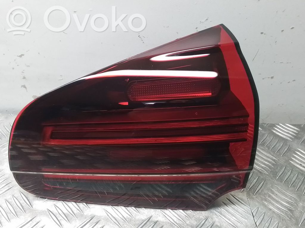 Porsche Cayenne (92A) Lampa tylna 