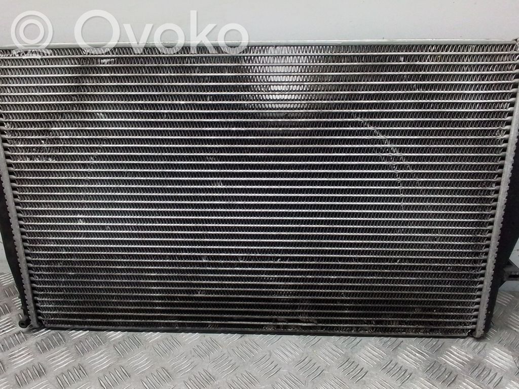 Volvo S60 Interkūlerio radiatorius 
