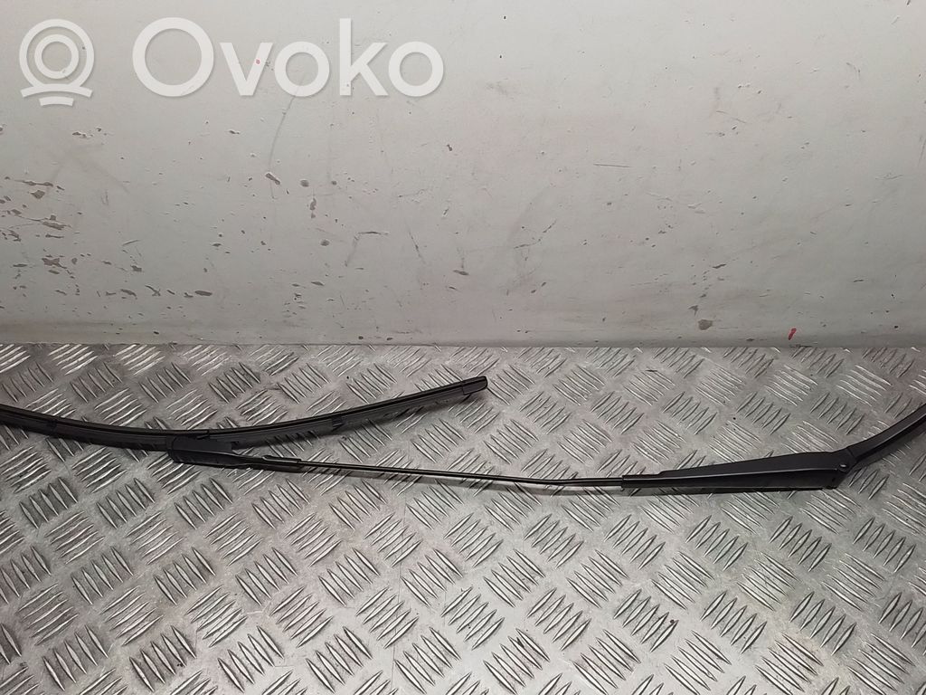 Front wiper blade arm   95B955408