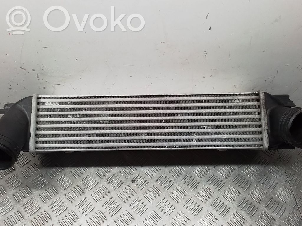 BMW X1 E84 Interkūlerio radiatorius 