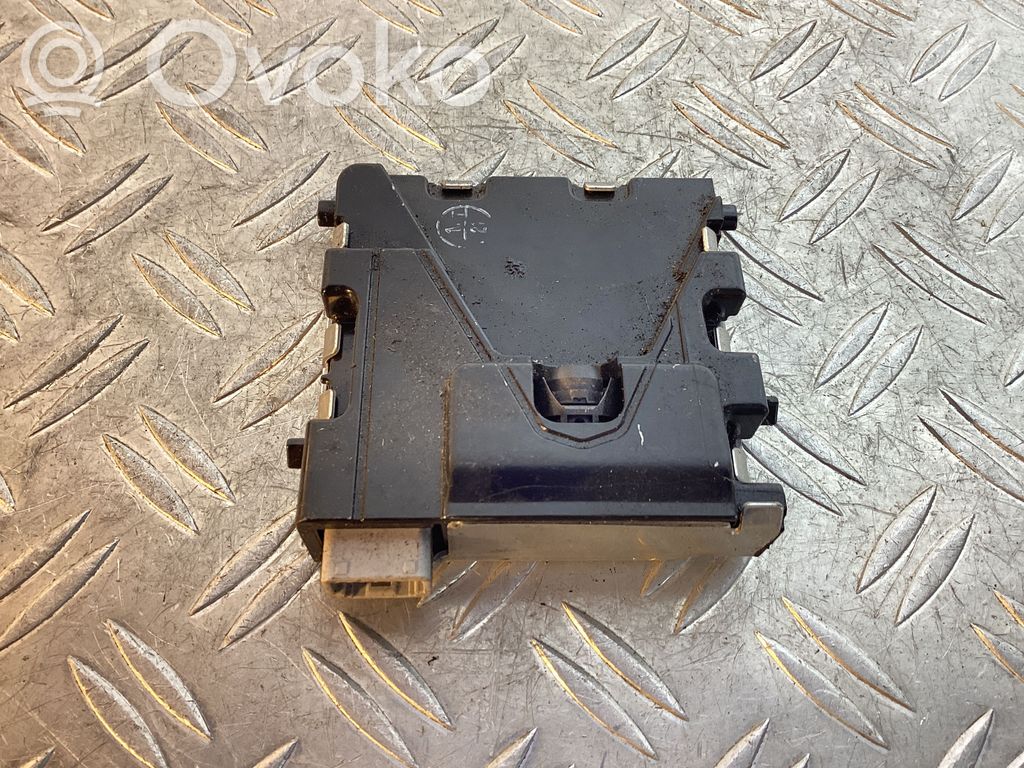 Lexus RX 450H Windshield/windscreen camera 