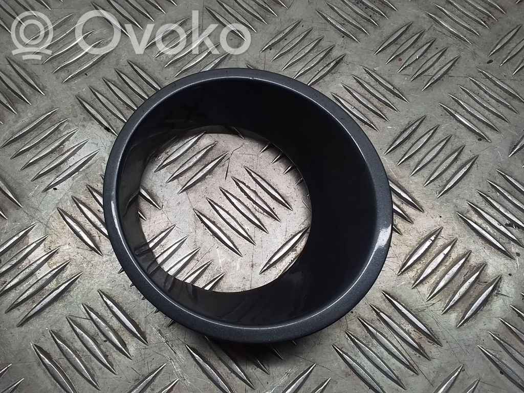 Etusumuvalon ritilä   8403073