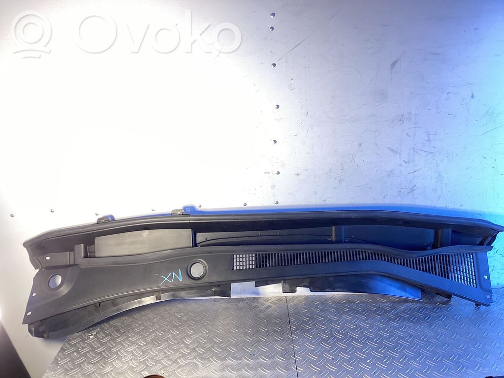 Lexus NX Wiper trim 