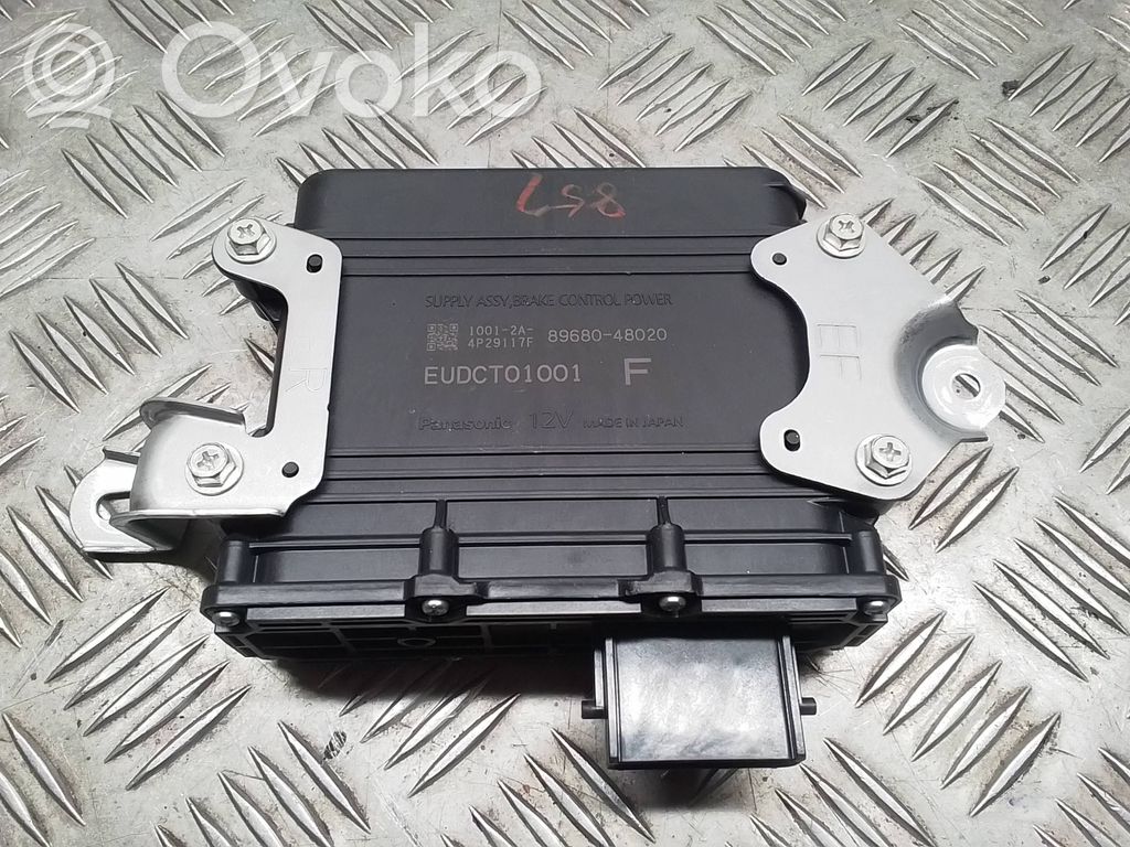 Unidad de control/módulo del ABS   8968048020