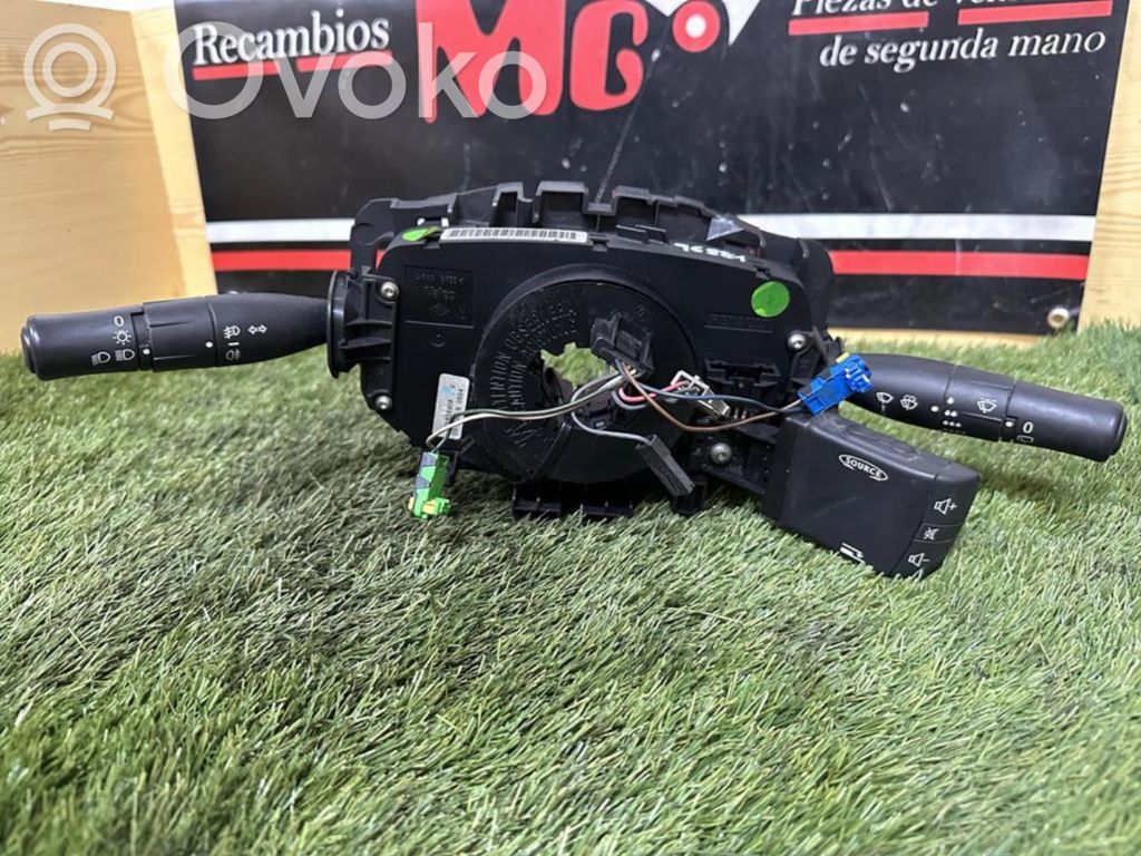Renault Megane II Interruptor de control multifunción 