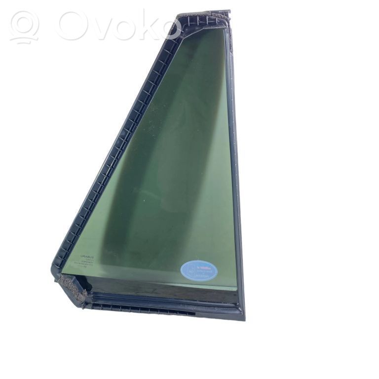 Ventanilla de ventilación de la puerta trasera   62284AN11A