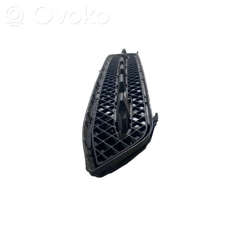 BMW X1 E84 Front bumper lower grill 