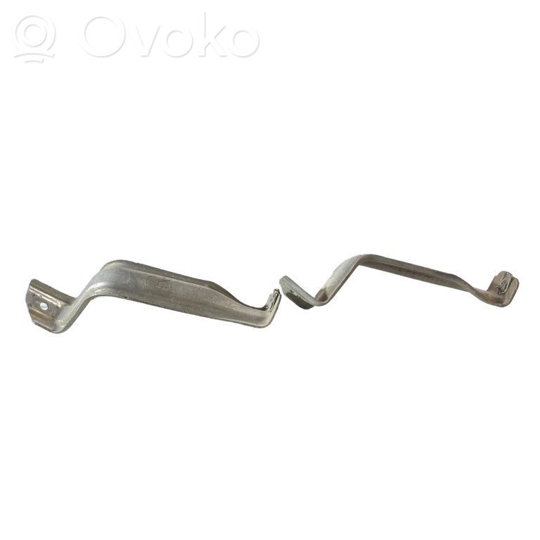 BMW 5 F10 F11 Alte piese de sub caroserie 