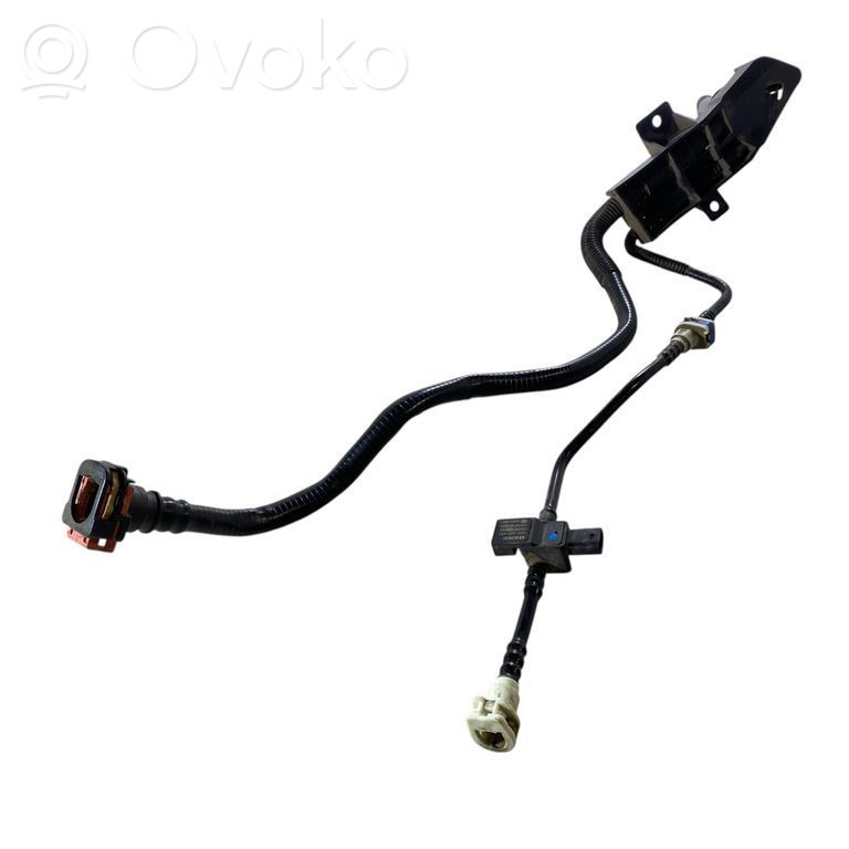 Chrysler Pacifica Fuel line/pipe/hose 