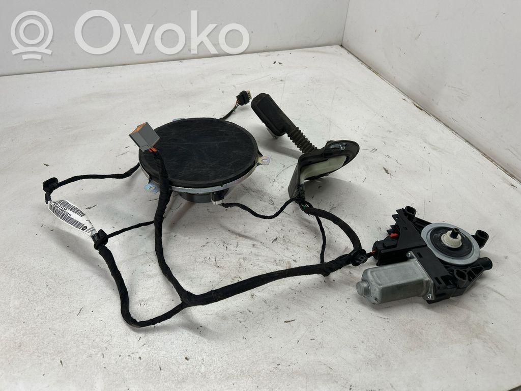 Cableado de puerta trasera   68251741AB,AWR1896W2216,P68251741AB