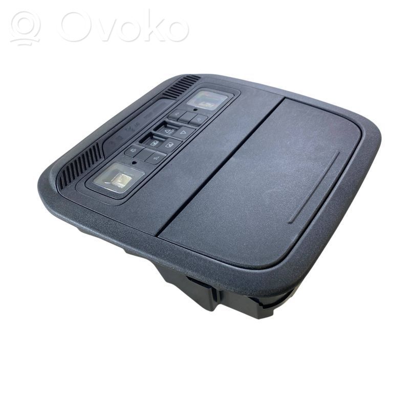 Ford Explorer VI Front seat light 