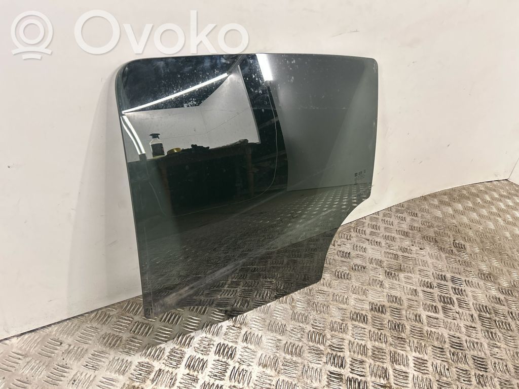 Buick Encore I Vetro del finestrino della portiera posteriore 