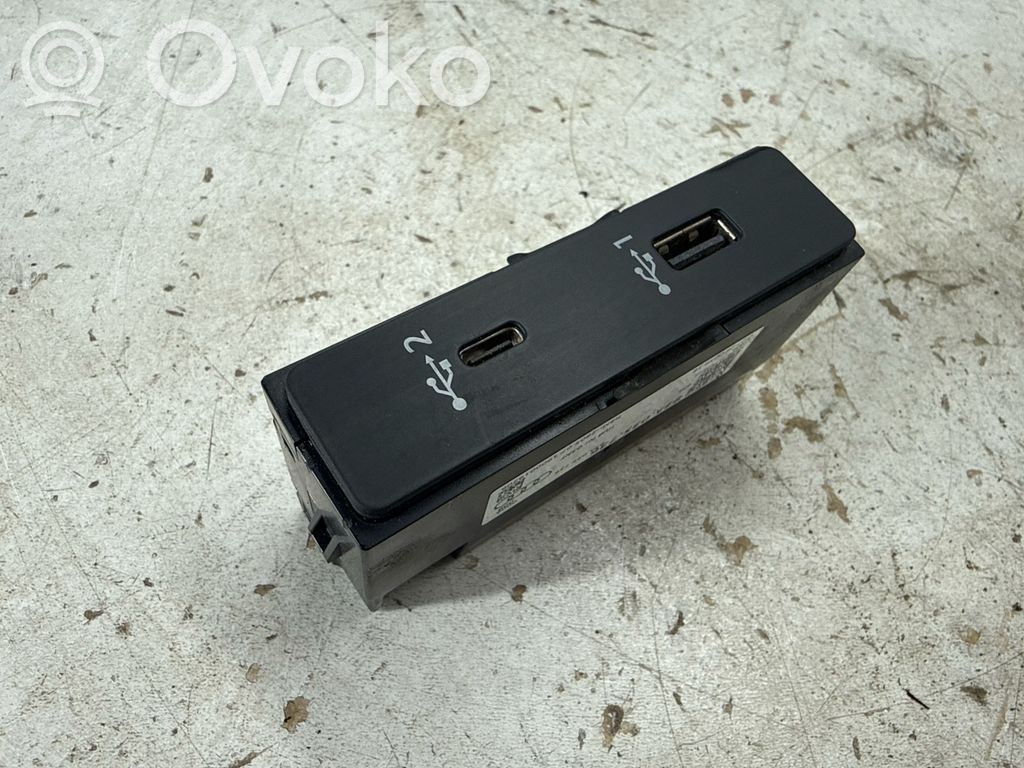 Audi Q3 F3 Connecteur/prise USB 