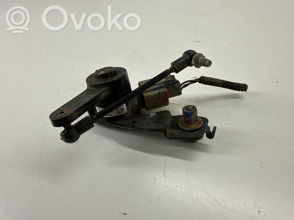 Chevrolet Camaro Headlight/headlamp level sensor 