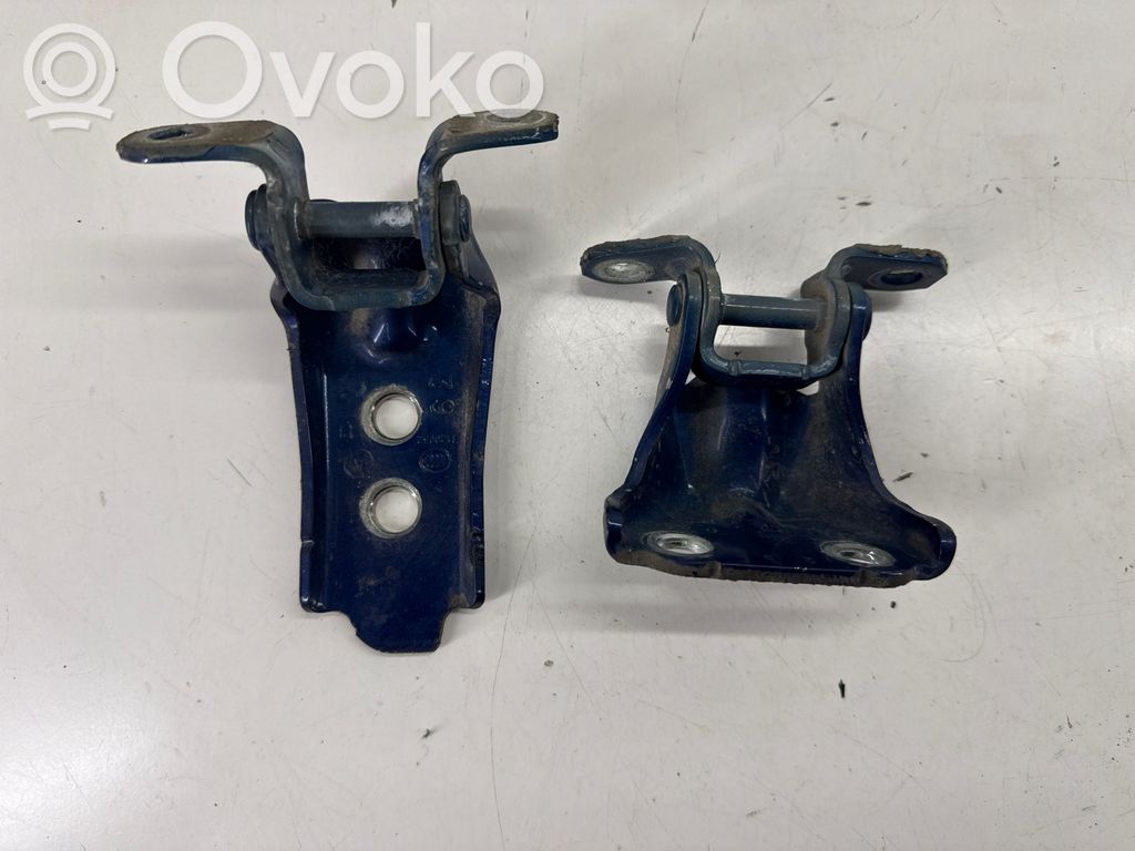 Rear door hinge set   60070AG00A9P,60070AG00A9W,60079AG00A9P,60079AL01A,60079AL01B