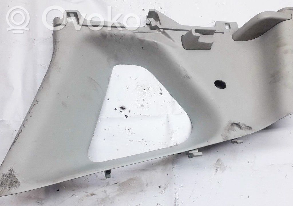 Nissan Note (E11) Altra parte interiore