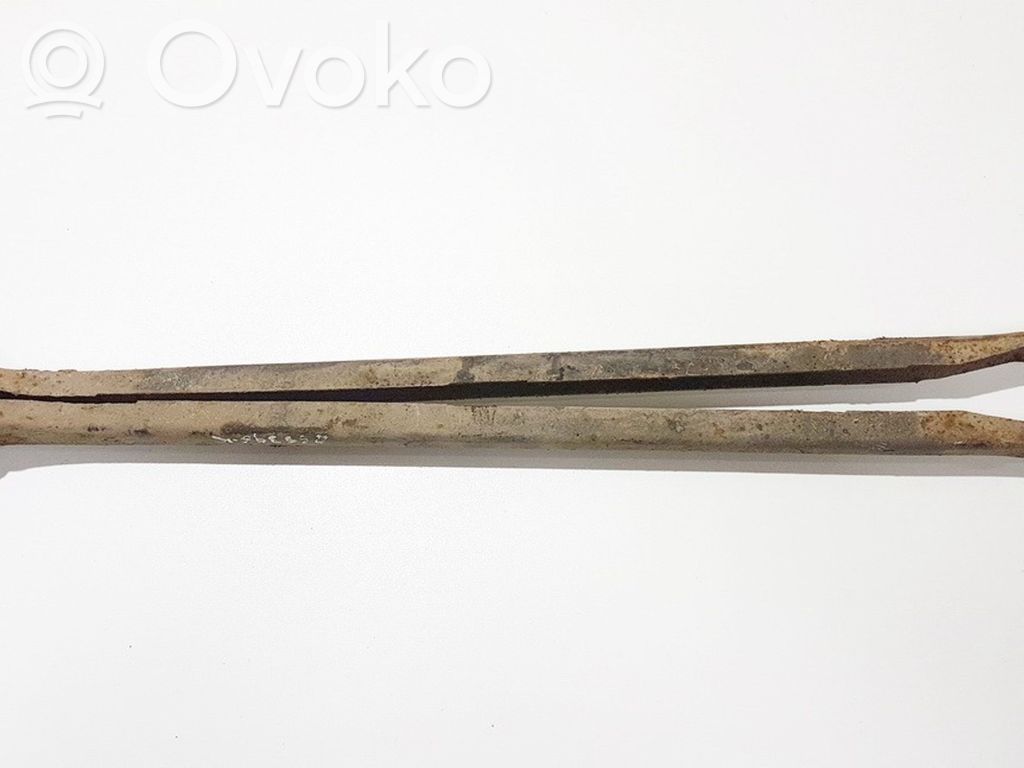 Rear upper control arm/wishbone