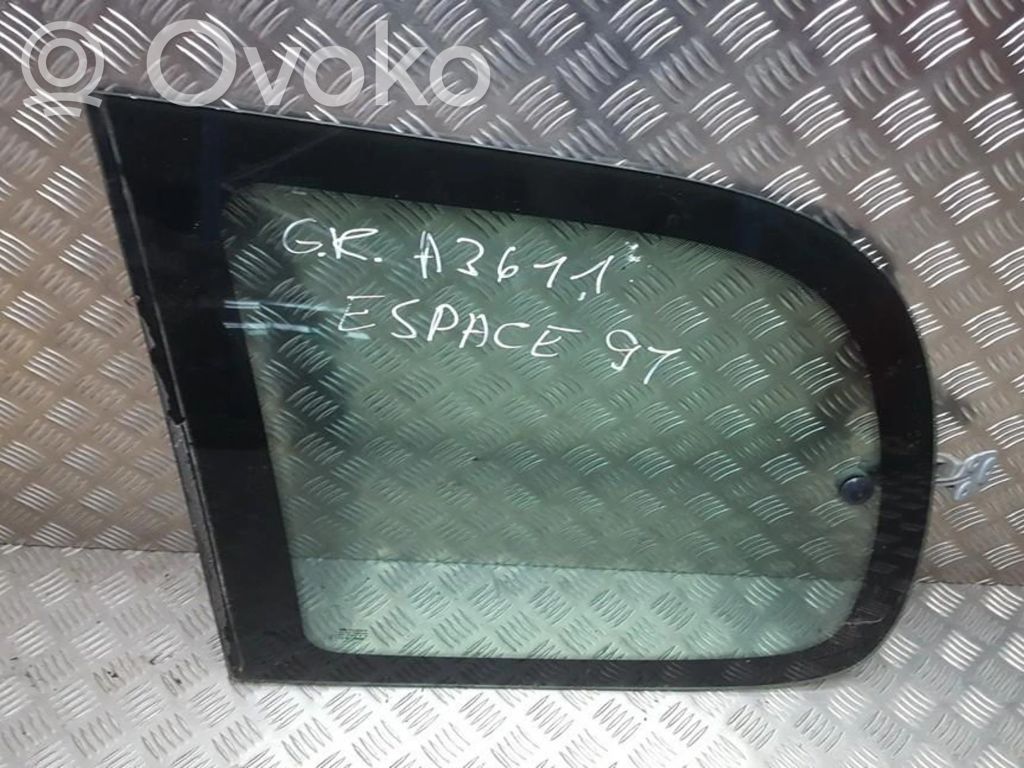 Rear side window