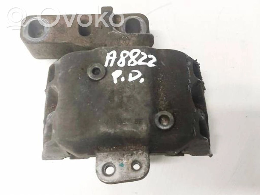 Volkswagen Golf IV Suport tampon motor