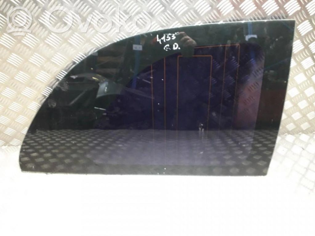 Vidrio lateral trasero