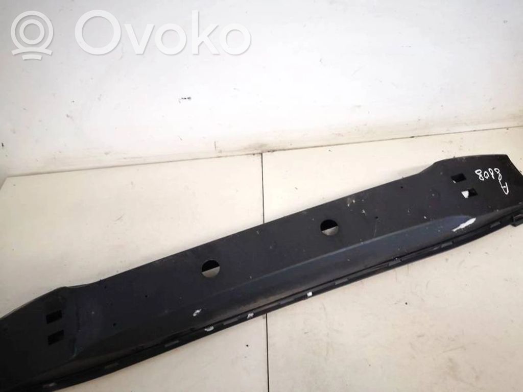 Volvo V50 Etupuskurin kannake 