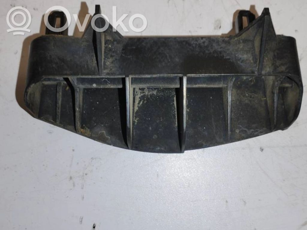 Toyota Avensis T270 Suport montare bară spate 