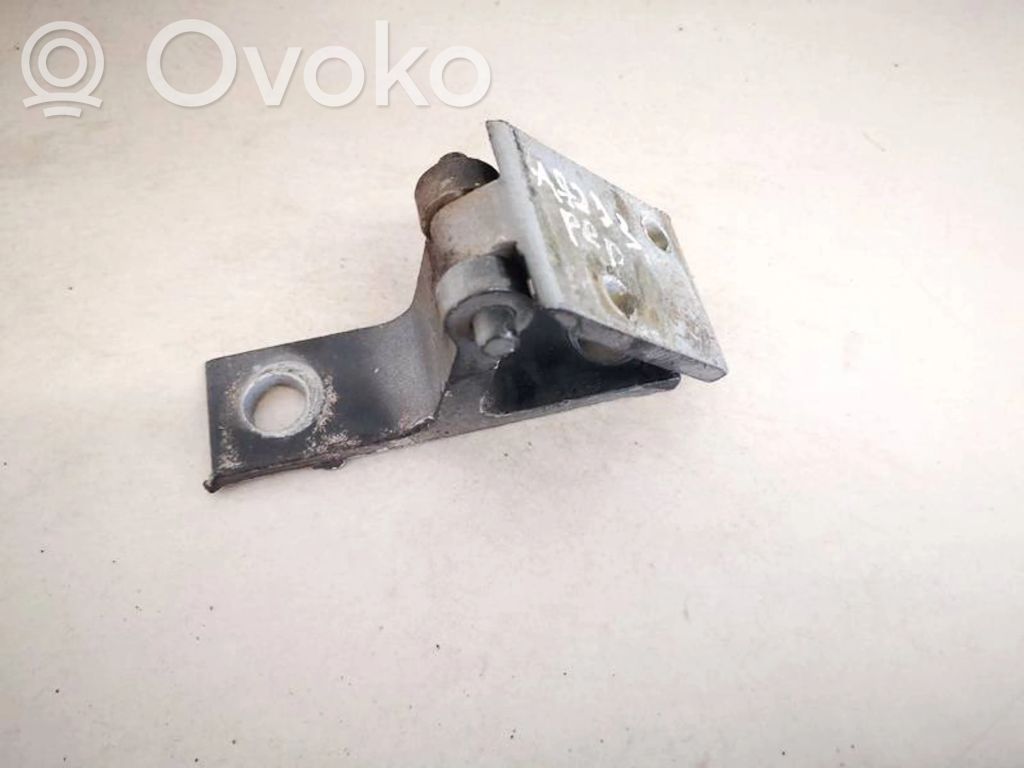 Bisagra superior puerta delantera   4A0831401A,4A0831401A