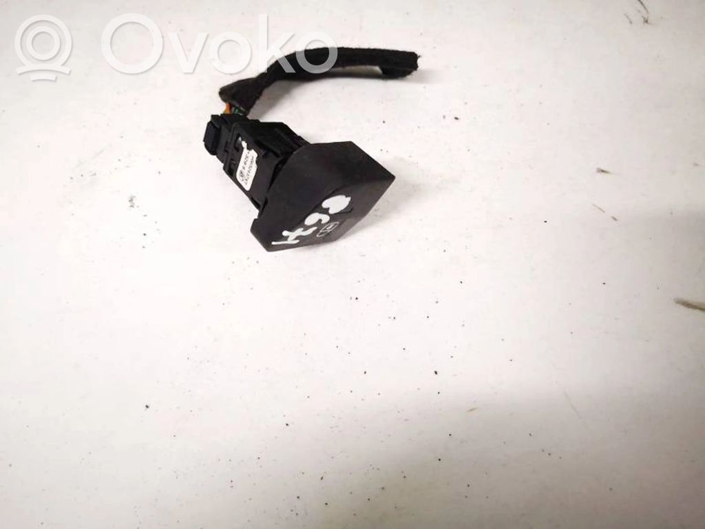 Peugeot 5008 Botón interruptor de bloqueo de puertas 