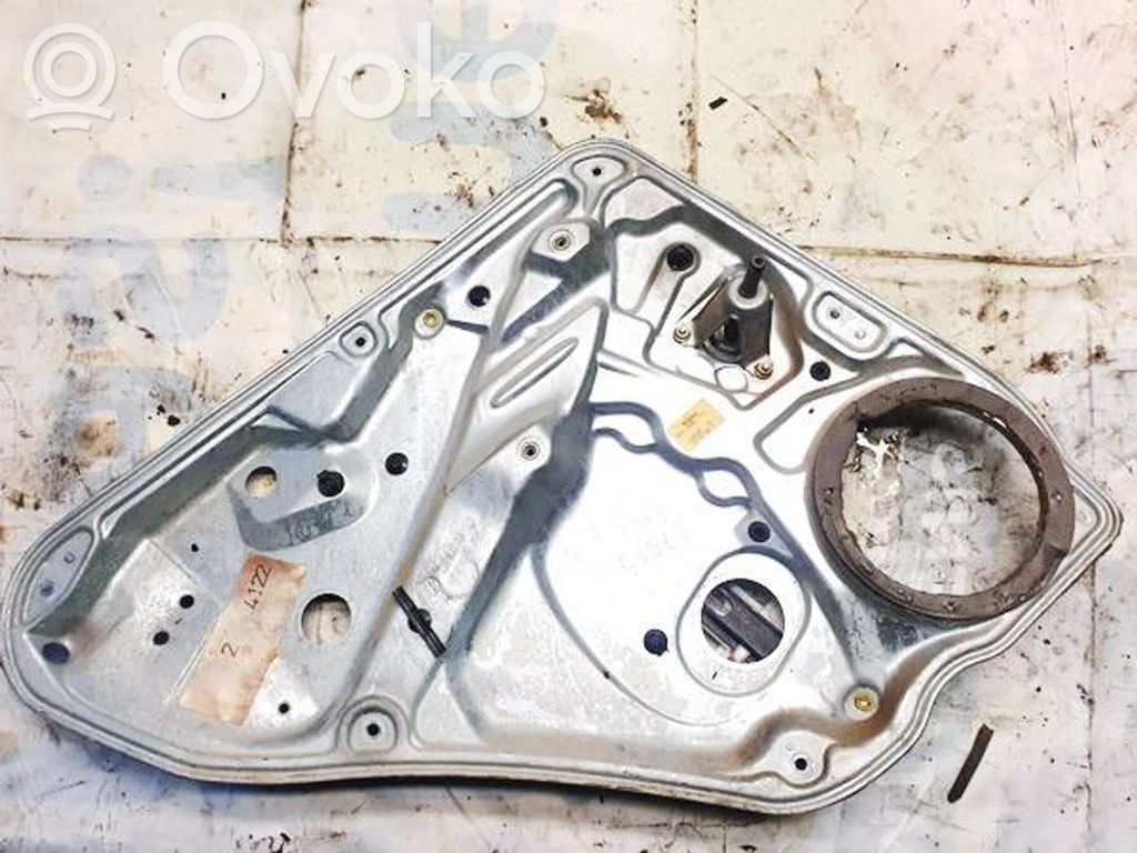 Volkswagen PASSAT B5.5 Alzacristalli del portellone scorrevole con motorino 