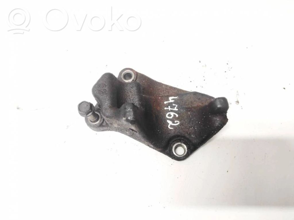 Engine mounting bracket