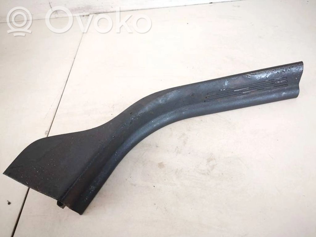 Volvo V50 Copertura del rivestimento del sottoporta posteriore