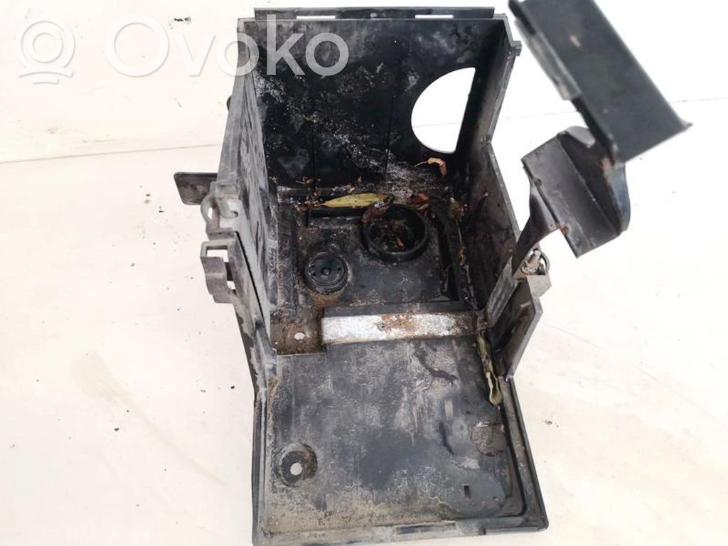 Volvo V50 Podstawa / Obudowa akumulatora