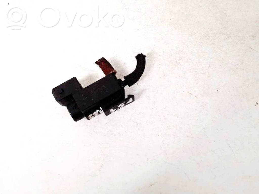 BMW 5 E39 Electroválvula del turbo 